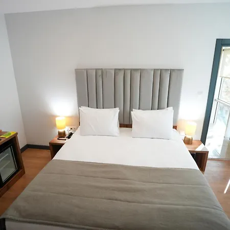 Business Life Güneşli Hotel 3*