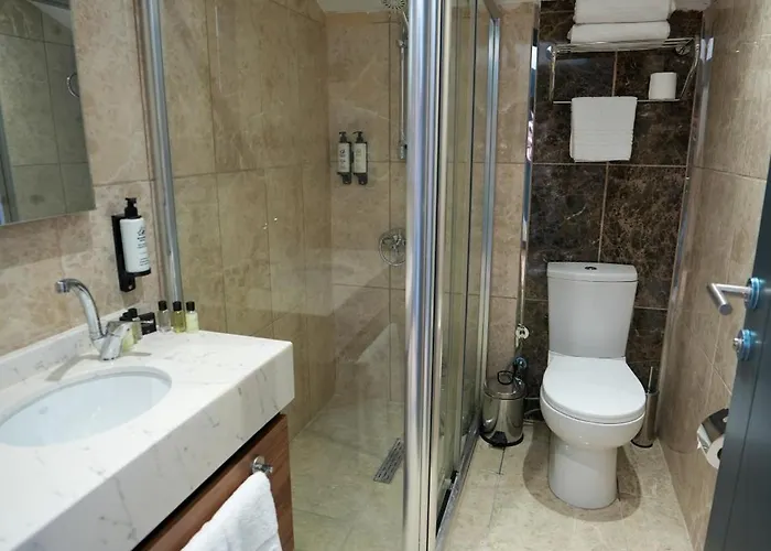 Hotel Business Life Guenesli