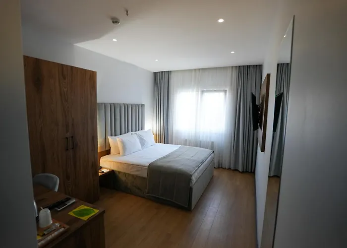 Business Life Guenesli Hotel 3*