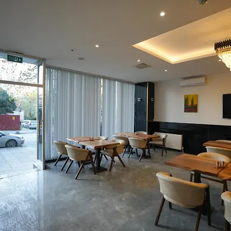 Otel Business Life Güneşli İstanbul